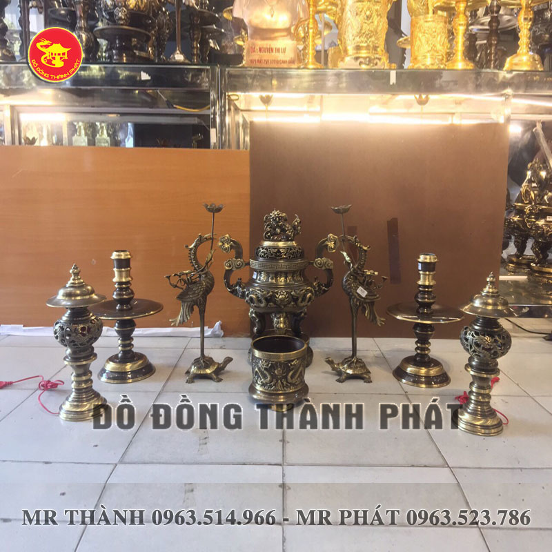 Bộ thờ cúng bằng đồng đầy đủ hun hai công nghệ