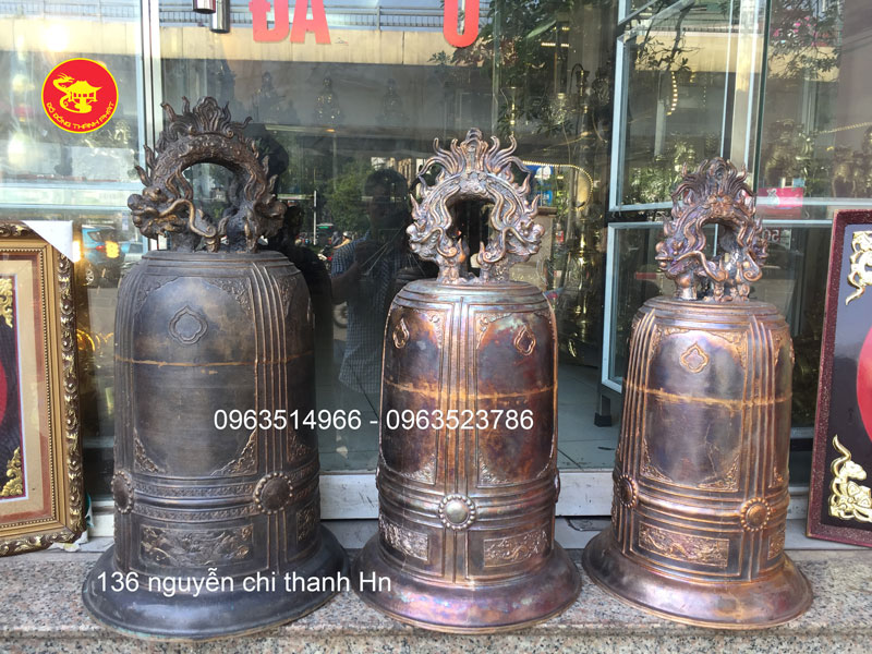 3 chuông đồng thời trần