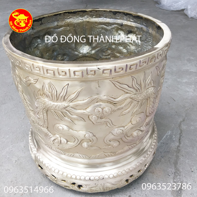 bát hương bằng đồng vàng