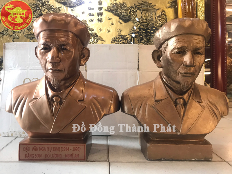 tượng chân dung bán thân cụ ông