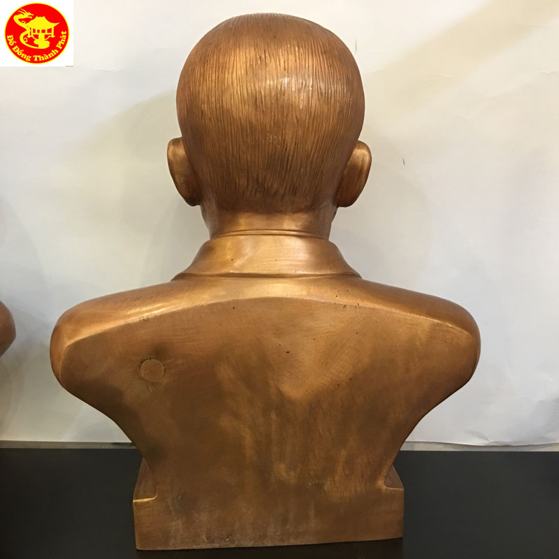 tượng chân dung bán thân cụ ông