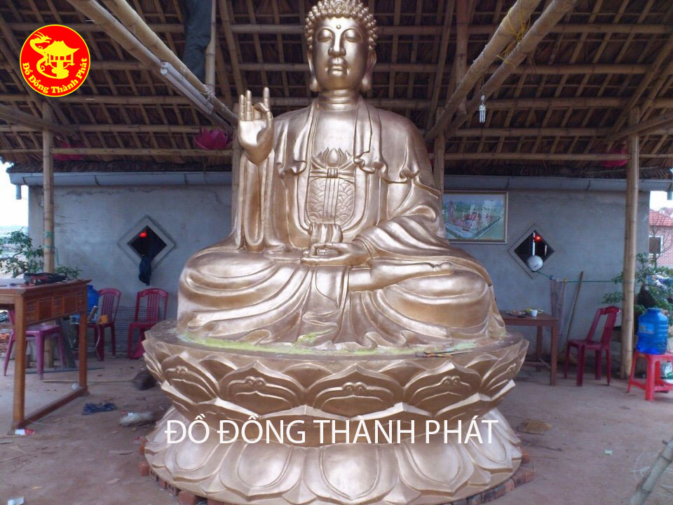 Đúc tượng Thích Ca Mâu Ni bằng đồng cao 3.3 mét