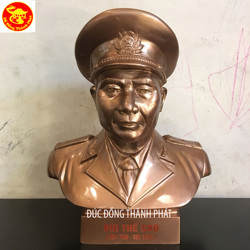 đúc tượng chân dung bán thân bằng đồng