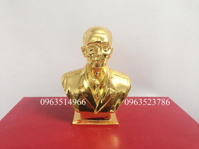 Tượng Đại Tướng Võ Nuyên Giáp mạ vàng Cao Cấp