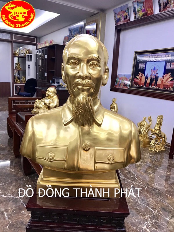 tượng chân dung bác hồ