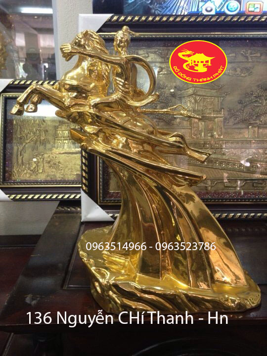 tượng thánh gióng mạ vàng cao 81 cm