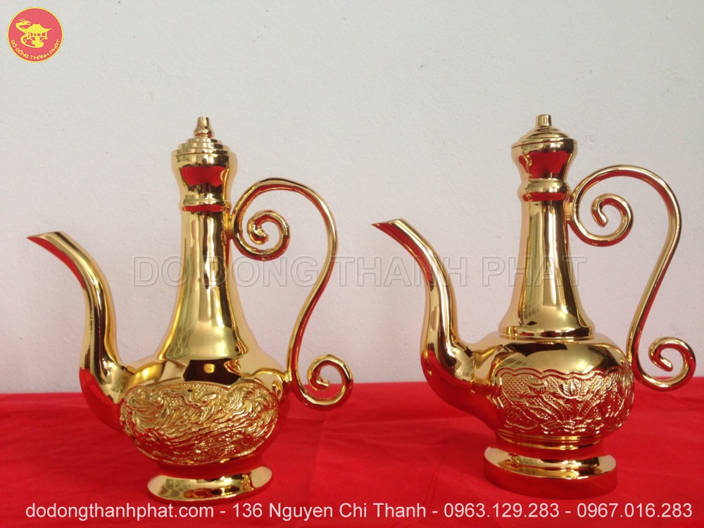 Bình rượu thờ cúng bằng đồng mạ vàng 24k