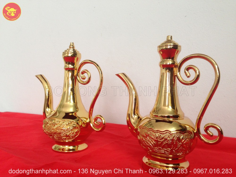 Bình rượu thờ cúng bằng đồng mạ vàng 24k