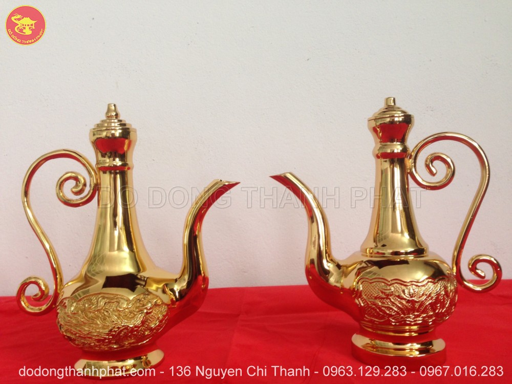 Bình rượu thờ cúng bằng đồng mạ vàng 24k