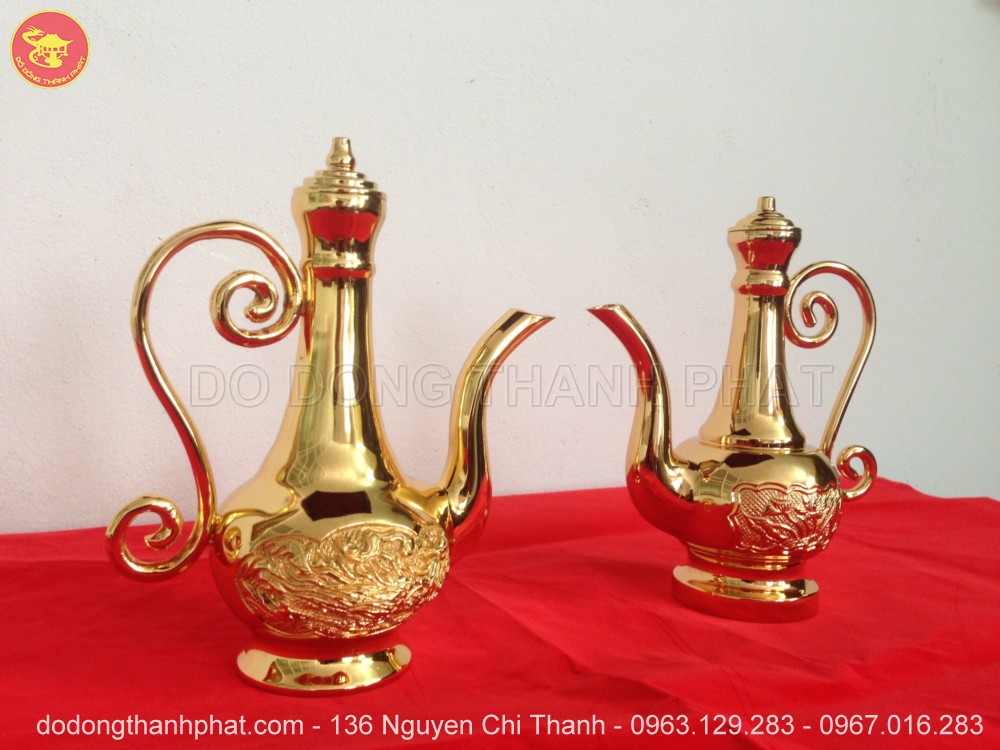 Bình rượu thờ cúng bằng đồng mạ vàng 24k