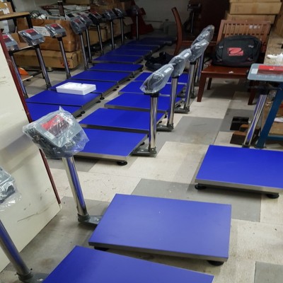 4 mẫu cân bàn điện tử 100kg chất lượng giá tốt