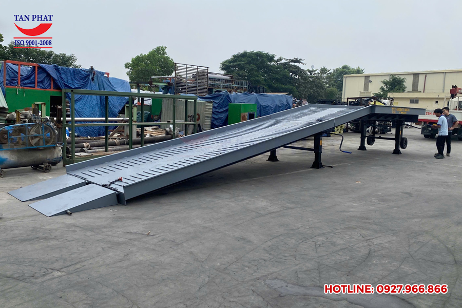 Cầu dẫn xe nâng tại Tuyên Quang