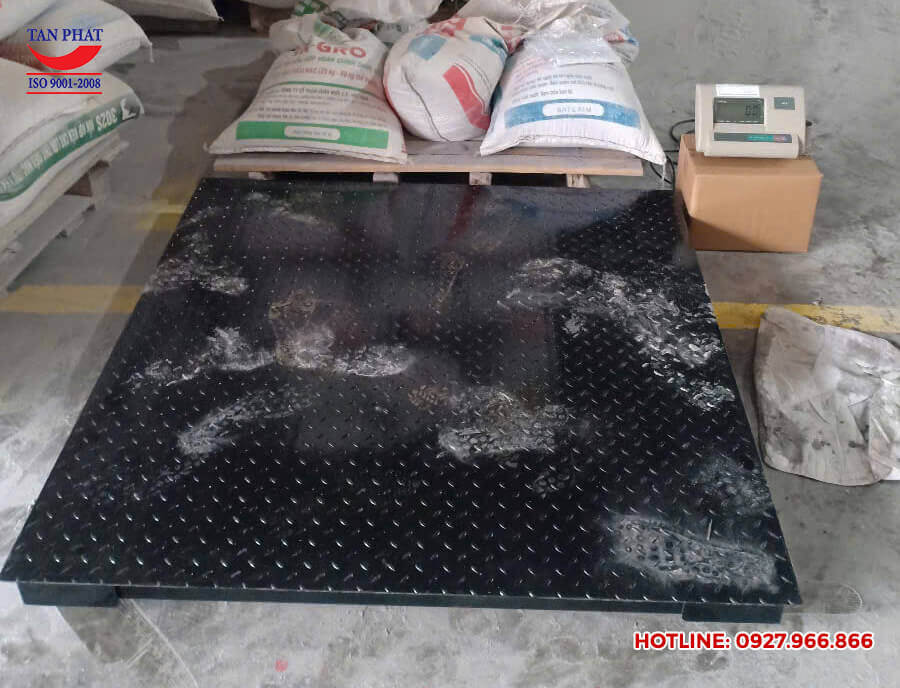 Đơn vị bán cân sàn điện tử 3 tấn tại Vĩnh Phúc