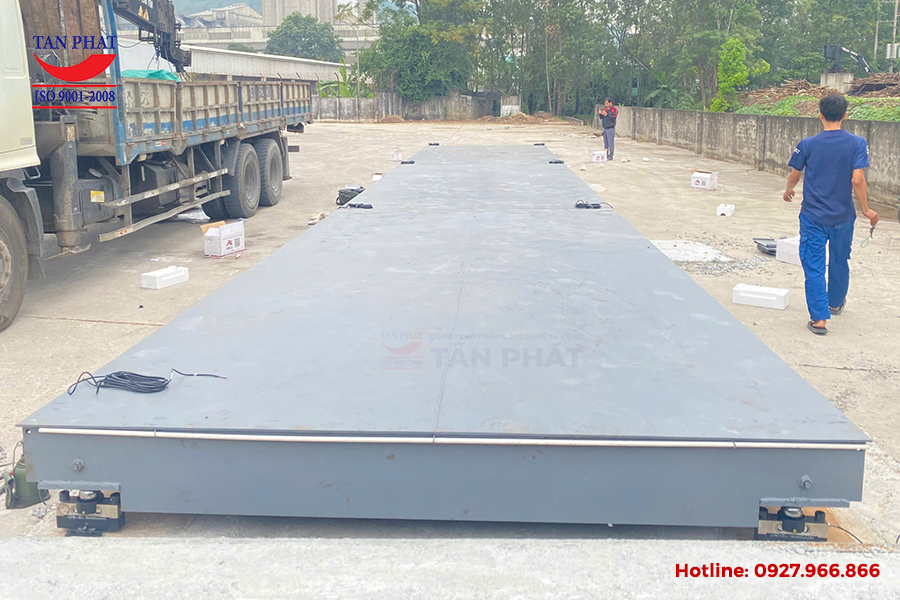 Bàn cân 100 tấn lắp đặt tại Nghi Sơn, Thanh Hóa