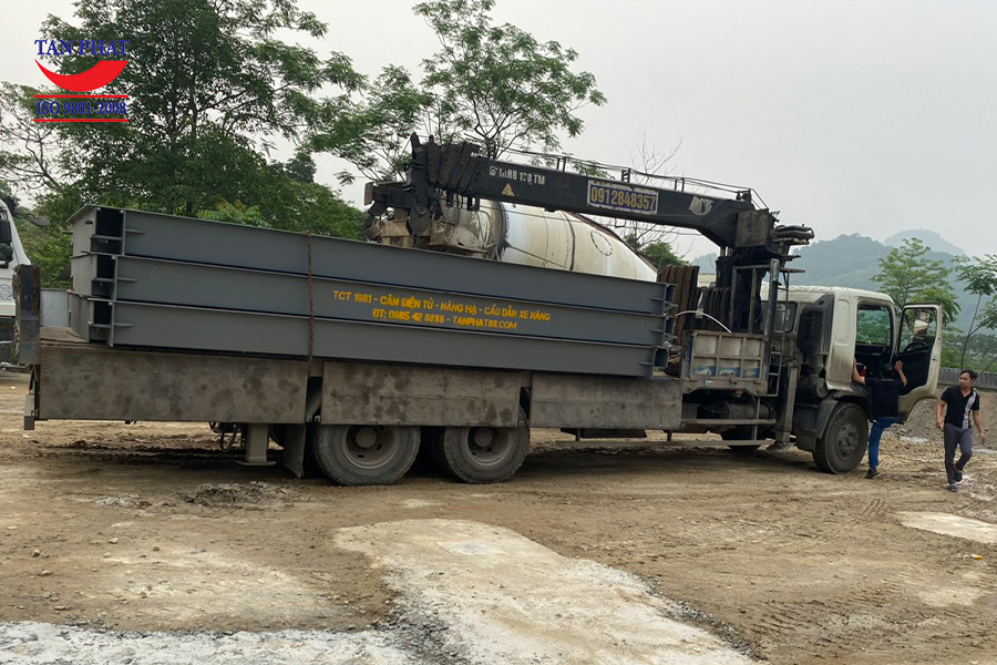 Vận chuyển bàn cân ô tô 120 tấn lắp đặt và bàn giao tại huyện Mỹ Đức, Hà Nội.