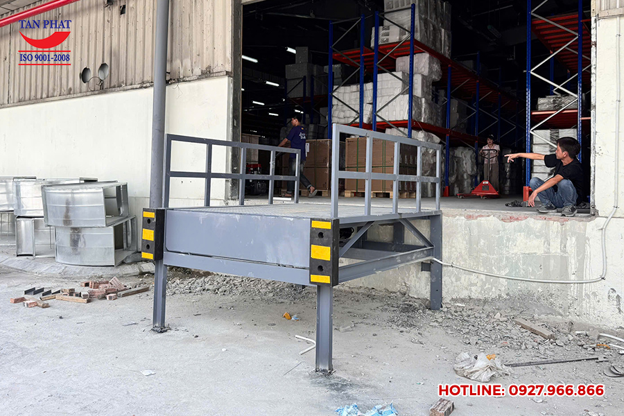 Lắp đặt sàn nâng thủy lực 3 tấn chuyên nghiệp tại Bắc NInh