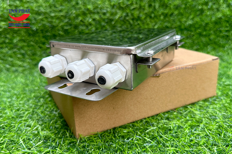 Bộ công tín hiệu 4 cổng vào