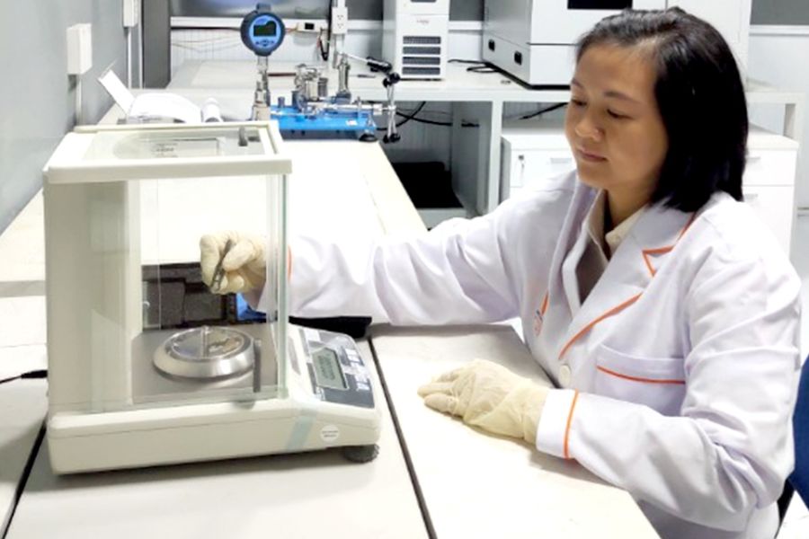 Cách sử dụng cân kỹ thuật chính xác, độ bền cao