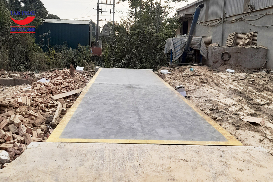 Cân 60 tấn dài 12m sử dụng thiết bị nhập khẩu chính hãng Keli.