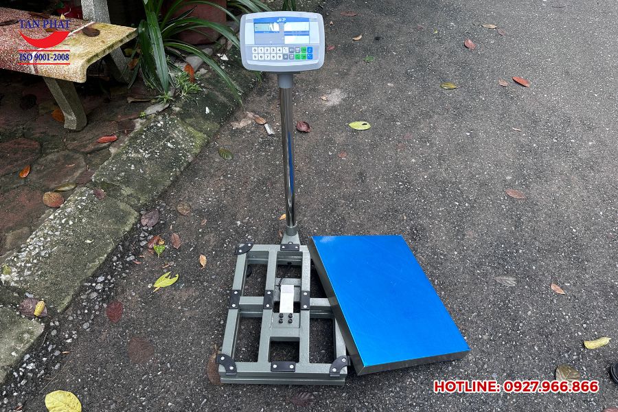 Cân đếm điện tử HP ECT-561 sử dụng bền bỉ, độ chính xác cao.