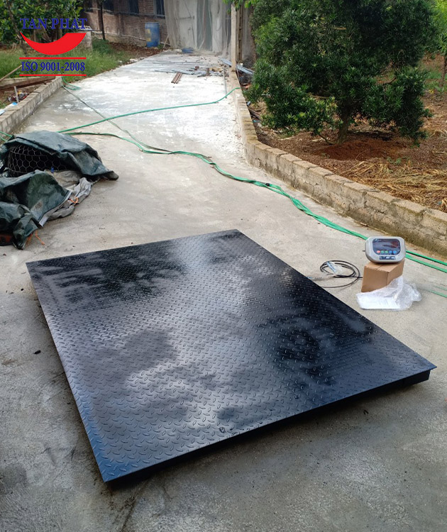 Cân điện tử 2 tấn kích thước 2m x 1.5m