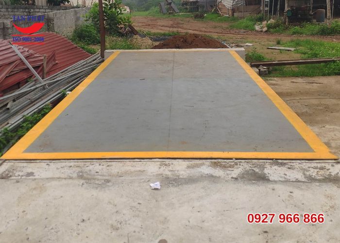 Cân điện tử 60 tấn dài 8m thiết kế bền bỉ vững chắc