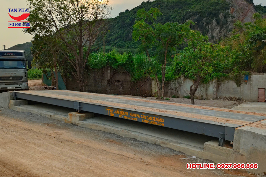 Cân điện tử 80 tấn Keli