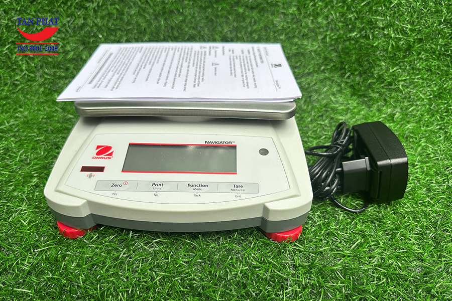 Trọn bộ cân kỹ thuật Ohaus NV3202