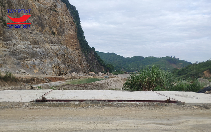 Trạm cân 100 tấn - 12x3m - Lắp đặt tại mỏ đá tỉnh Hòa Bình