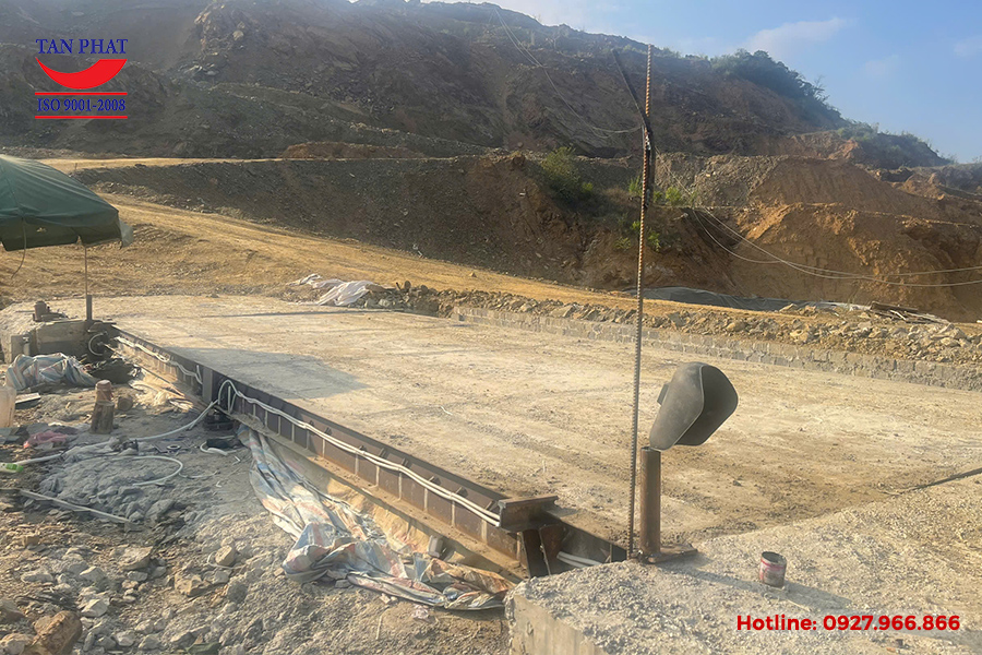 Cân ô tô 120 tấn (sàn bê tông) lắp tại tỉnh Hòa Bình