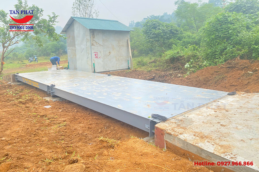 Cân ô tô điện tử 80 tấn (10x3m) lắp tại Tuyên Quang bởi CTCP Công nghệ Tự động Tân Phát