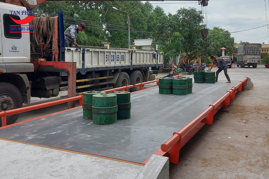 cân điện tử 120 tấn