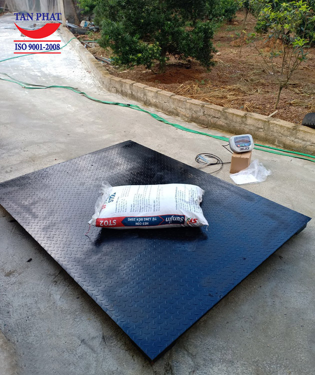 Cân sàn 2 tấn kích thước 2m x 1.5m