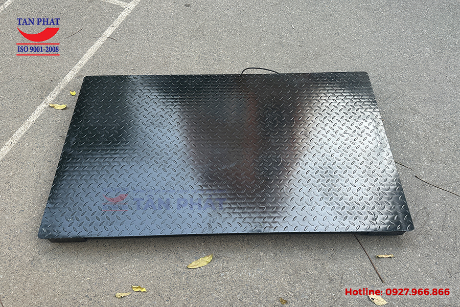 Cân sàn điện tử 1 tấn (1.5mx0.9m)