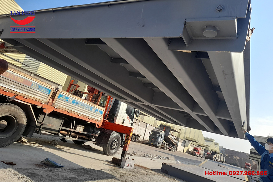 Cầu cân ô tô điện tử Tân Phát