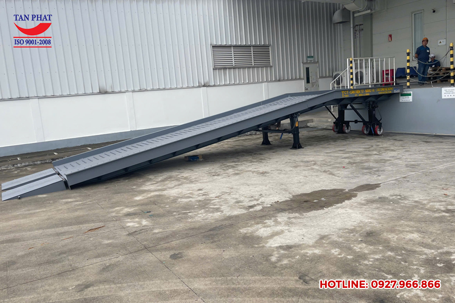 Cầu container 8 tấn tại Hà Nội