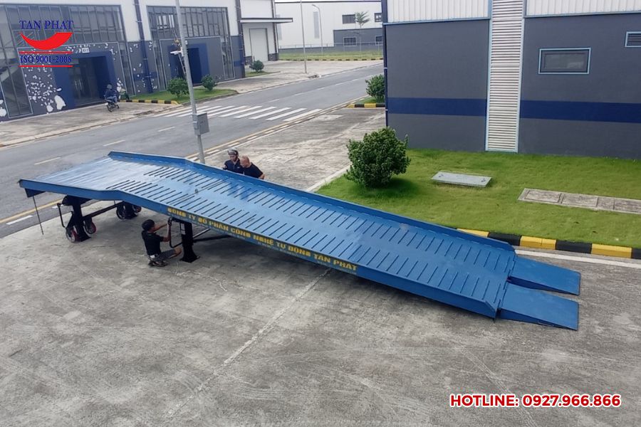 Cầu dẫn xe nâng 10 tấn (13x2.35m)