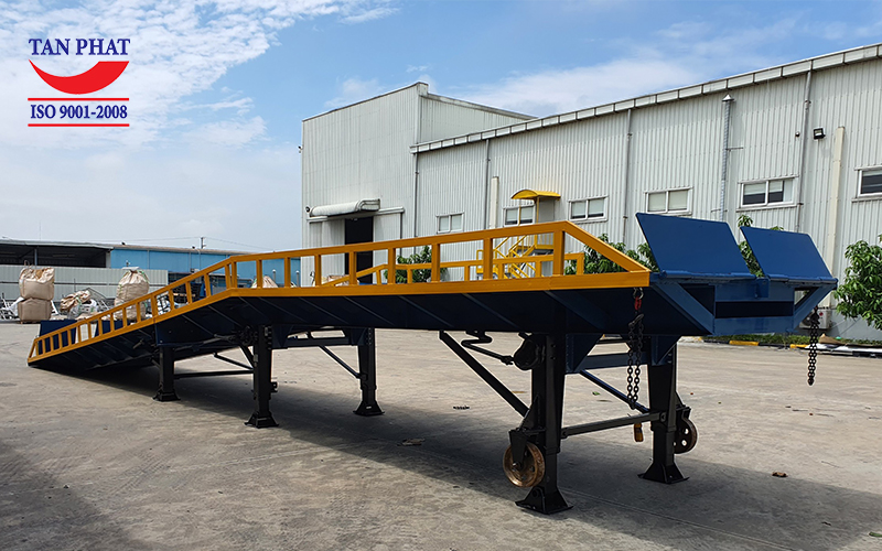 Cầu dẫn xe nâng 3 khúc