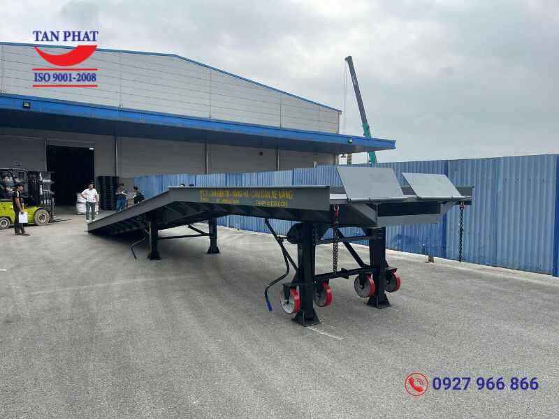 Cầu dẫn xe nâng giao tại Thanh Hóa