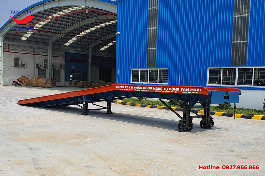 Cầu xe nâng tiếng anh là gì?