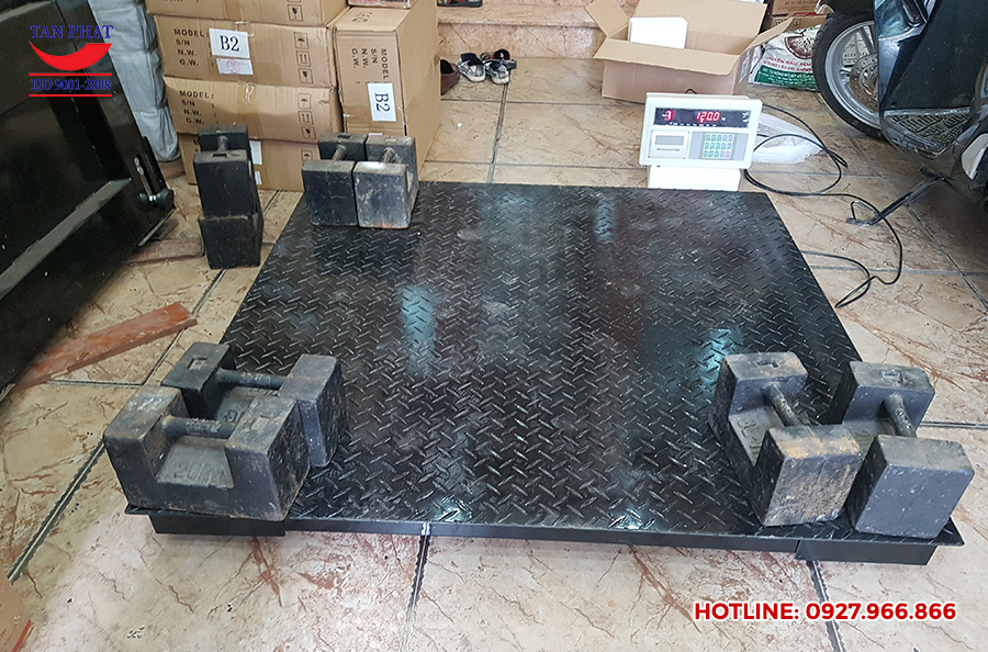 Giá cân bàn điện tử 1 tấn