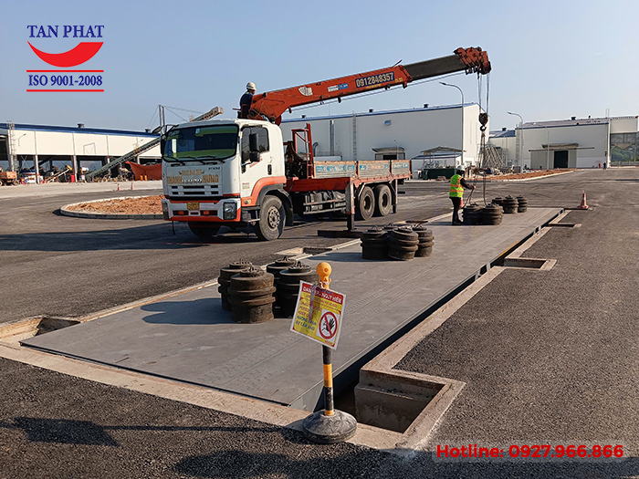 Kiểm định trạm cân ô tô điện tử 100 tấn tại Vĩnh Phúc