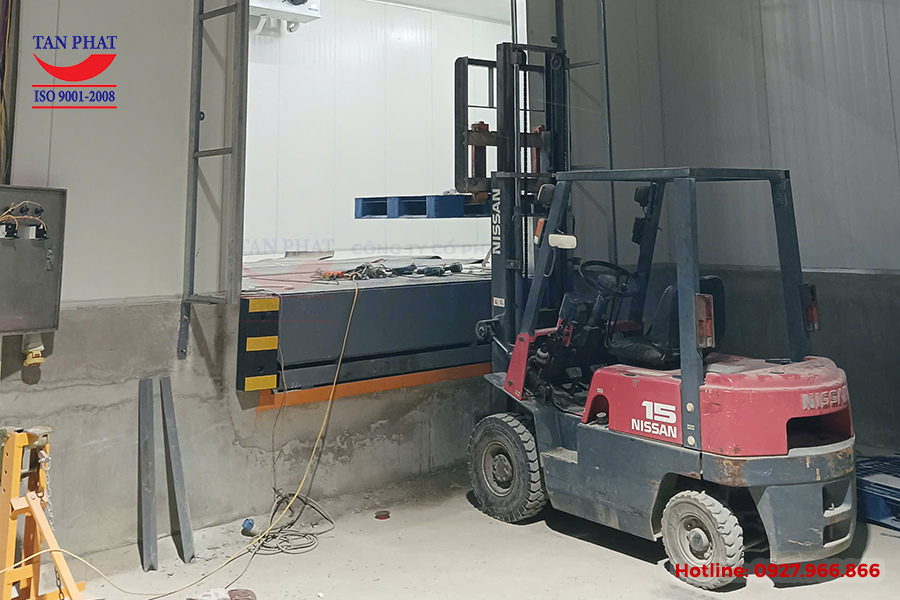 Lắp đặt sàn nâng thủy lực 6 tấn tại Nghệ An