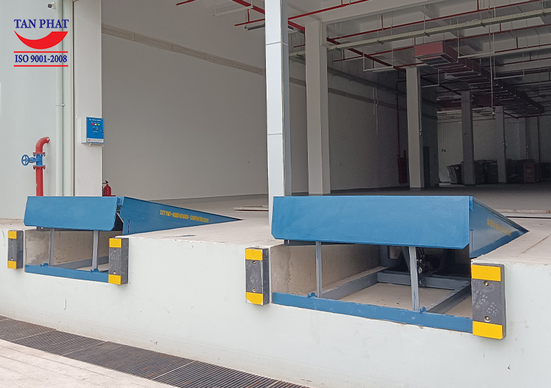 Lưu ý khi sử dụng sàn nâng thủy lực - dock leveler