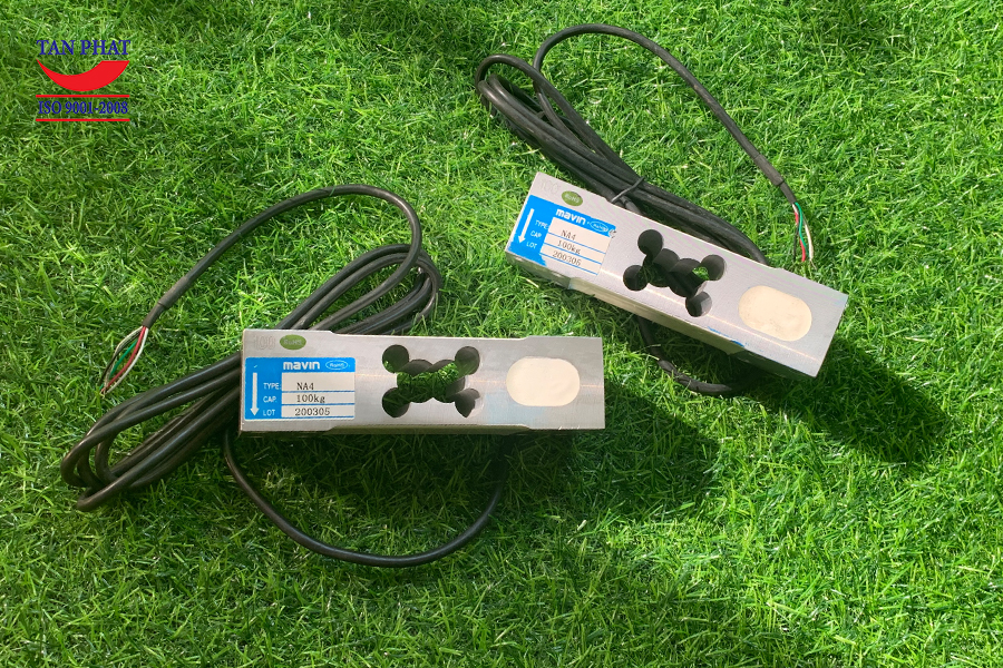Loadcell Mavin NA4 thường được ứng dụng trong các loại cân bàn điện tử kích thước (300x400mm),(400x500mm), (500x600mm)... ngoài ra có trong cả một vài sản phẩm cân sàn điện tử khác.