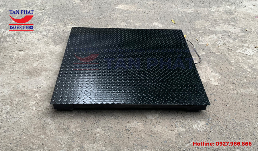 Sàn cân điện tử 500kg kích thước (1.2mx1.2m) do hãng Cân điện tử Tân Phát cung cấp.