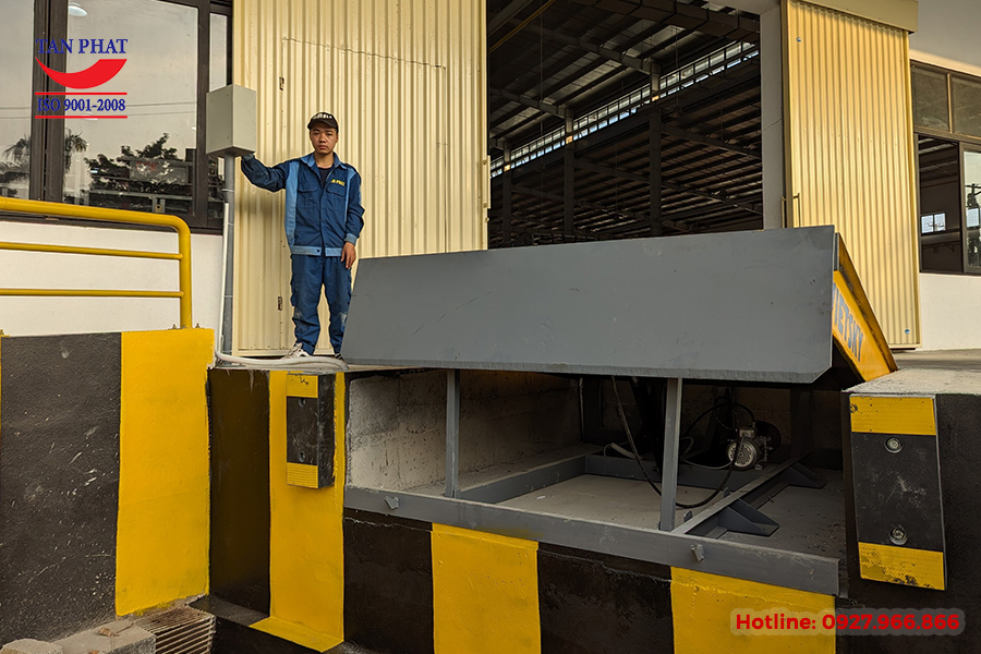 Sàn nâng hạ thủy lực 10 tấn lắp đặt tại Chương Mỹ, Hà Nội