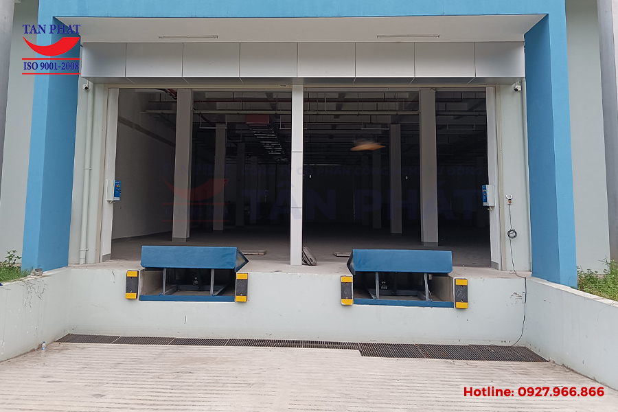 Sàn nâng thủy lực 10 tấn