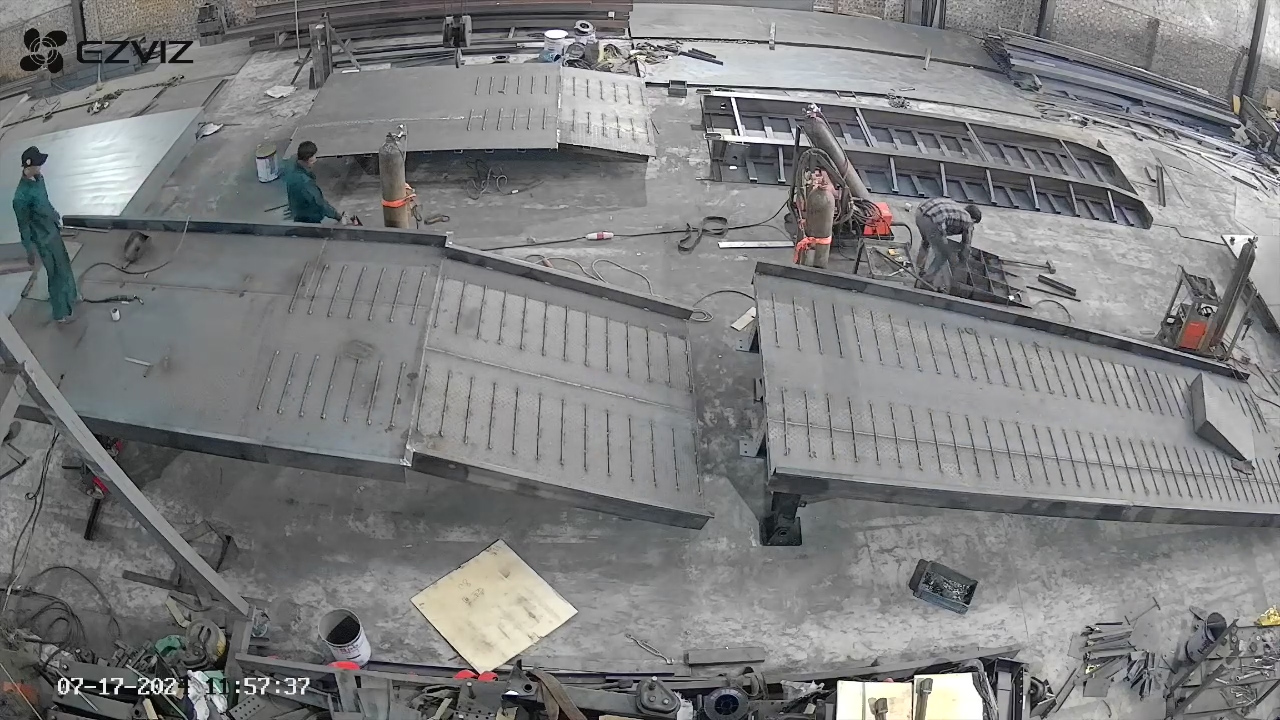 Sản xuất cầu dẫn xe nâng lên container tại Lạng Sơn