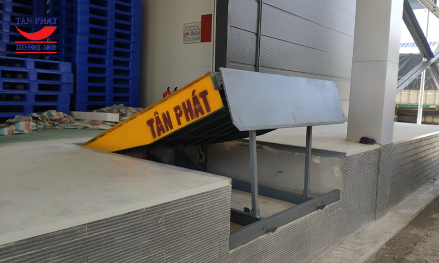 Dock Leveler lắp đặt tại Hải Dương.